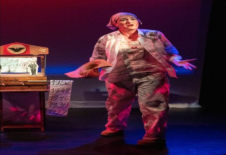 oto portada. César Chávez y los inmigrantes. Imagen extraída de pagina oficial de Teatro SEA. 