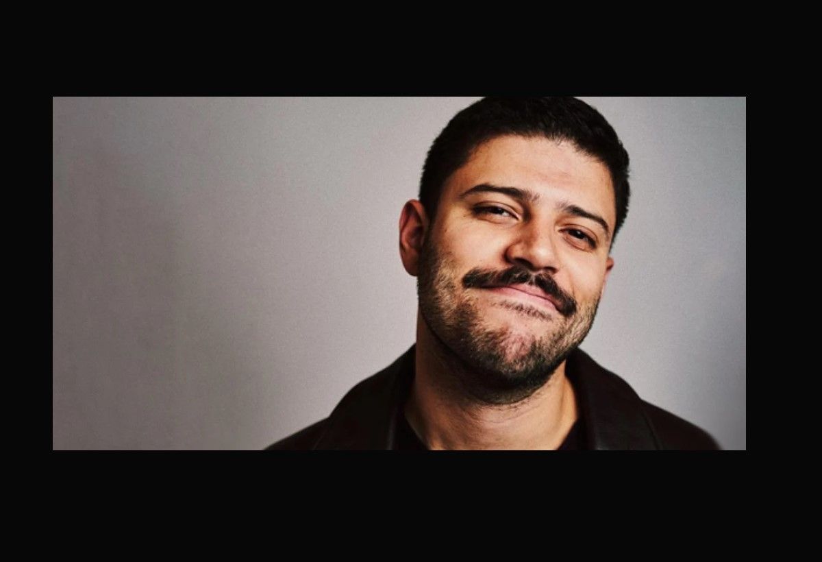 Ángelo Colina- New York Comedy Club.