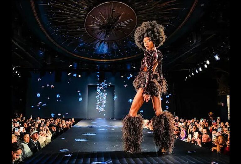 NYFW.