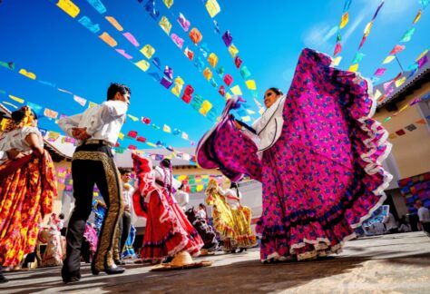 HISPANIC HERITAGE MONTH Secret Los Ángeles.