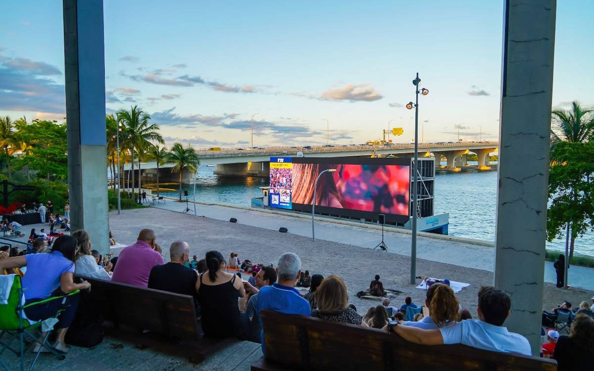 Pérez Art Museum Miami cine flotante