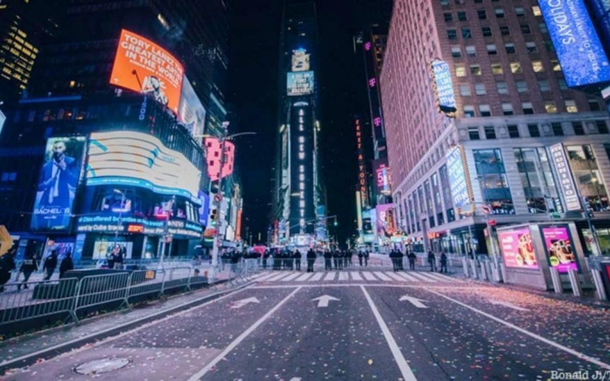 Times-Square-on-New-Years-Eve-Untapped-New-York-1024x536