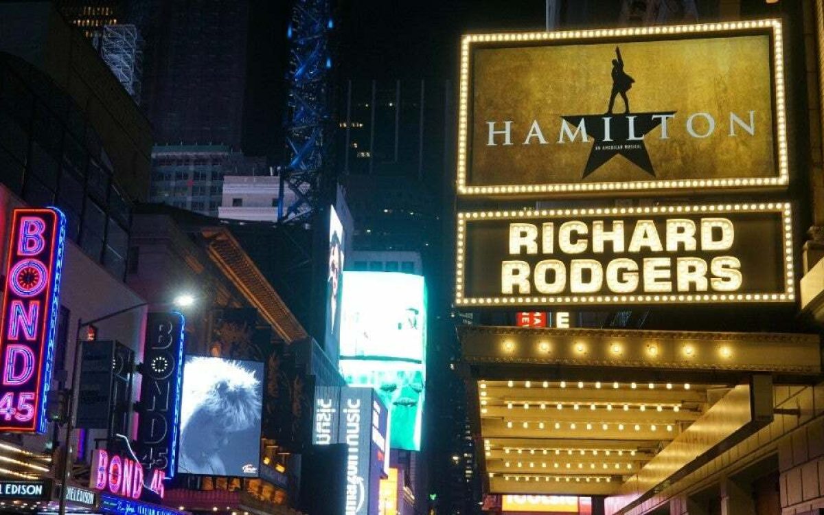 broadway-1200_2