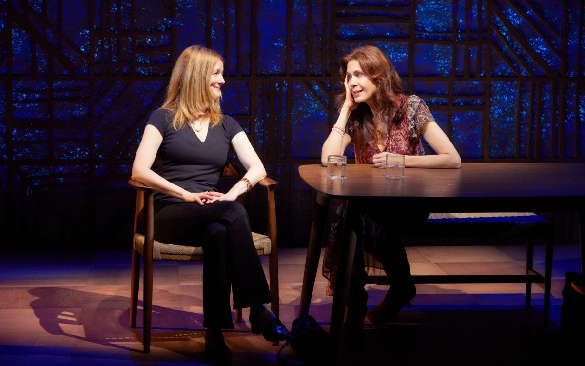 Laura Linney & Jessica Hecht (Foto: Jeremy Daniel)